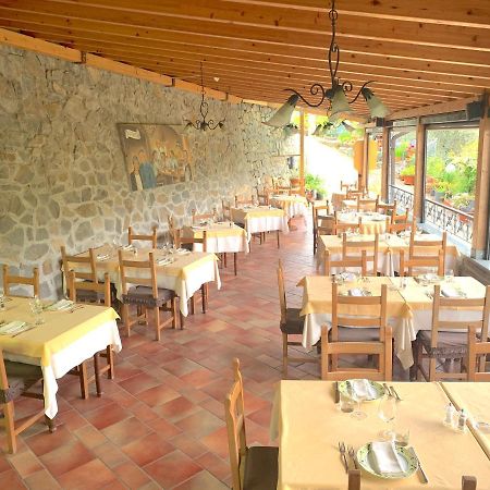 La Favorita Apricale B&B & Ristorante Екстер'єр фото